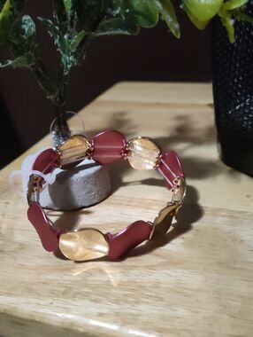 Elegant Gold and Rose Stretch Bracelet - Women Jewelry